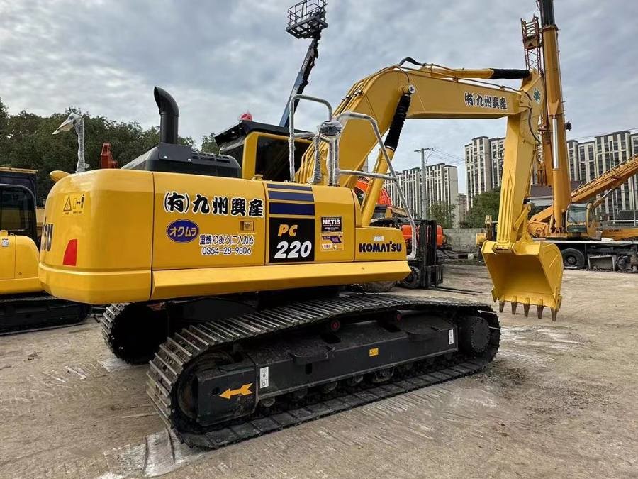 اليابان محفر كوماتسو مستعمل للبيع يد ثانية PC220-8 Jindongyu الآلات