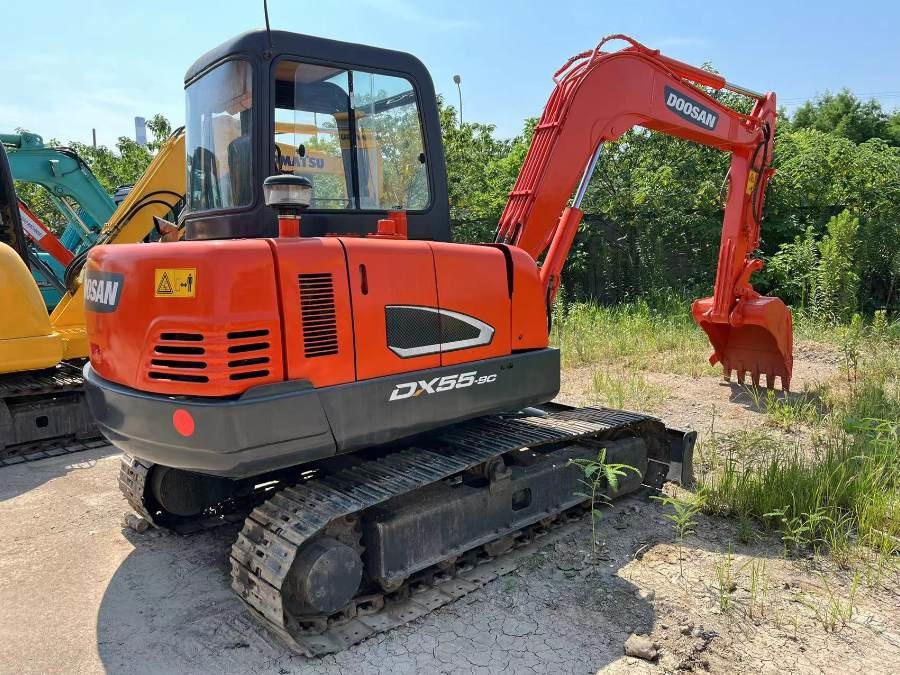 كوريا محفر دوسان مستعمل للبيع يد ثانية DX55-9C Jindongyu الآلات