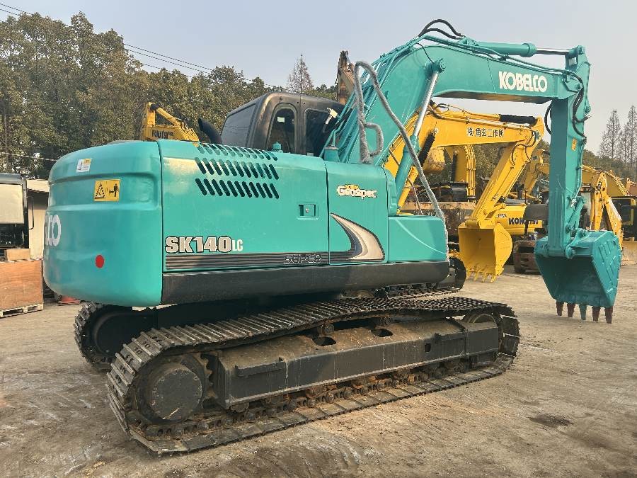 اليابان حفرة كوبيلكو مستعملة للبيع يد ثانية SK140LC Jindongyu الآلات